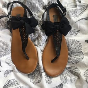 ✨bow sandles✨